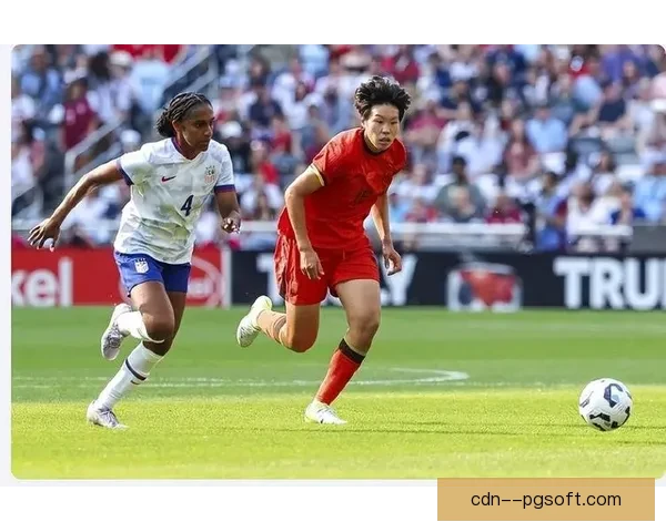 玛丽厄普斯世界杯扑夺金手套后转会加盟巴黎圣日耳曼女足开启征程